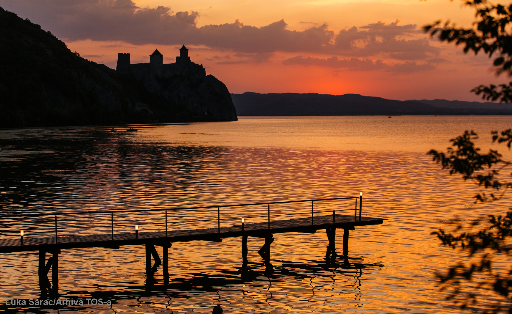 Golubac Fortress sunset TOS